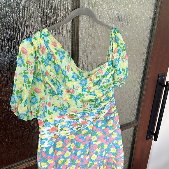 AMUR
Jaylah Dress size 12 - Picture 12 of 17